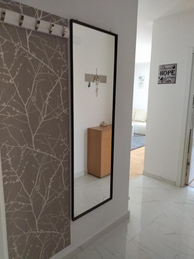 Apartman Gana Altina Lux Belgrado Buitenkant foto