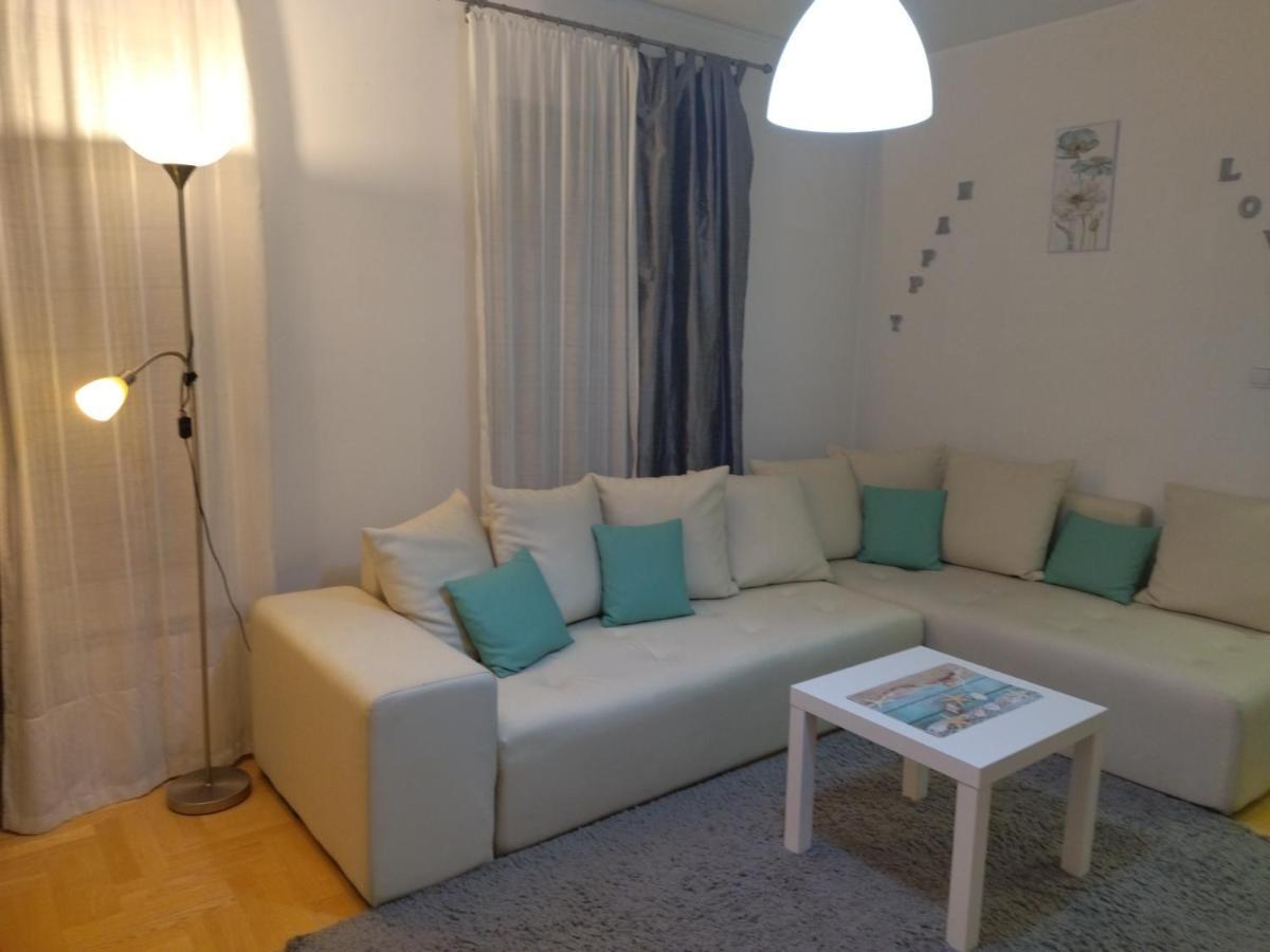 Apartman Gana Altina Lux Belgrado Buitenkant foto
