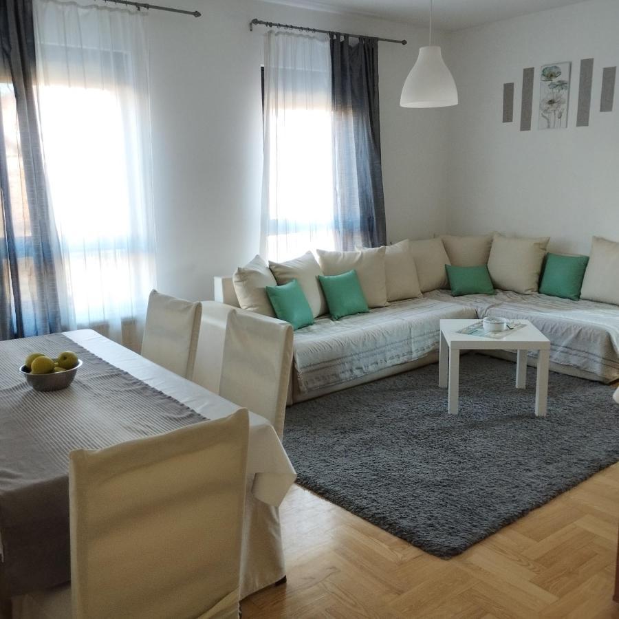 Apartman Gana Altina Lux Belgrado Buitenkant foto